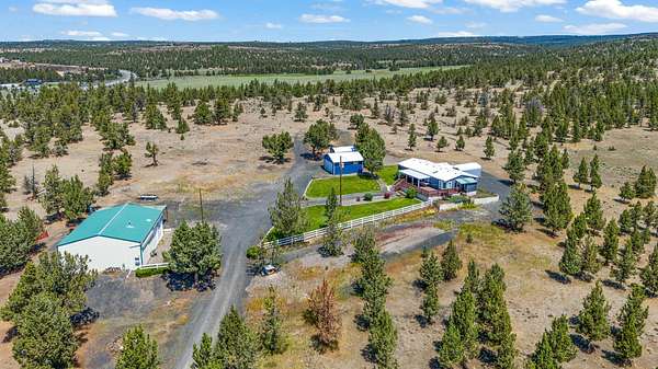 26.3 Acres of Recreational Land with Home for Sale in Prineville, Oregon