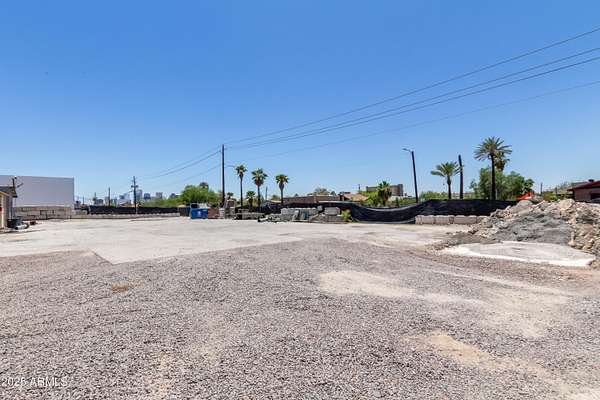 0.82 Acres of Commercial Land for Sale in Phoenix, Arizona