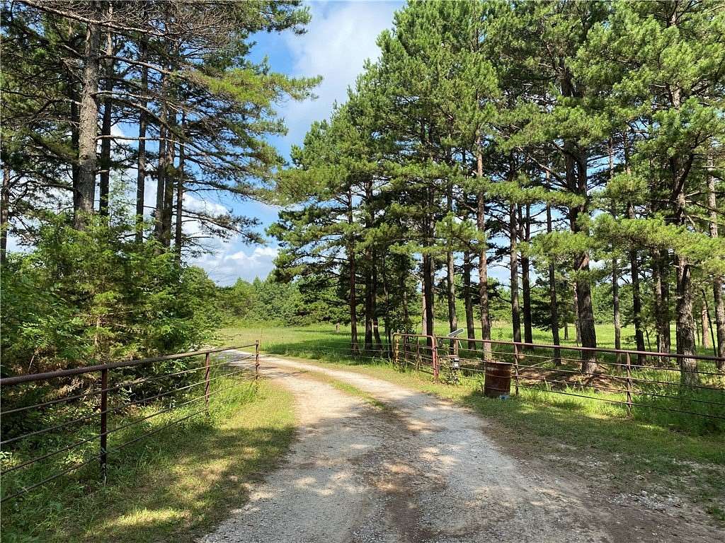 145 Acres of Recreational Land for Sale in Marble Falls Township, Arkansas