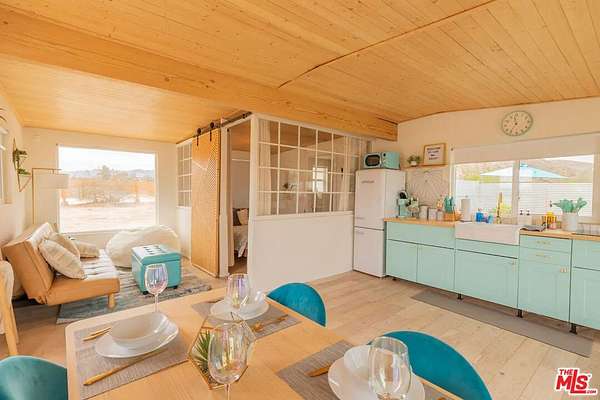 1.25 Acres of Residential Land with Home for Sale in Joshua Tree, California