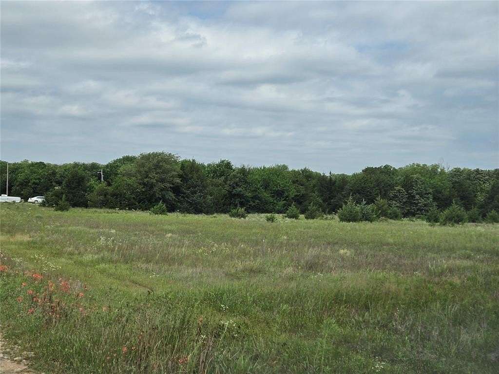 5 Acres of Residential Land for Sale in Prague, Oklahoma