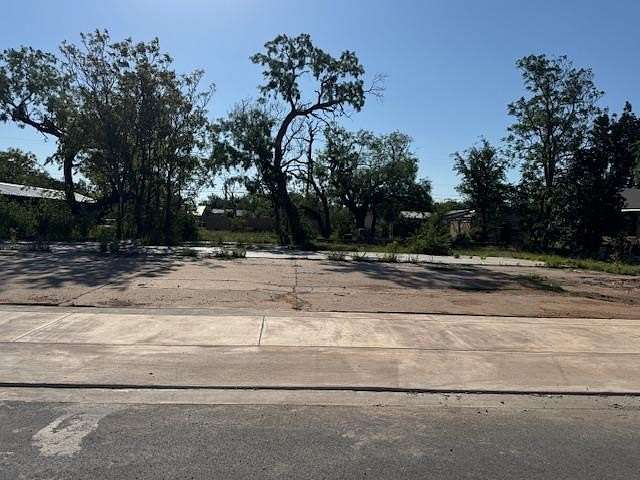 0.4 Acres of Mixed-Use Land for Sale in Bronte, Texas