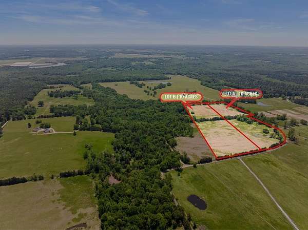 10 Acres of Recreational Land for Sale in Pittsburg, Texas