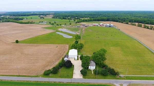 57.6 Acres of Land with Home for Auction in Woodstown, New Jersey