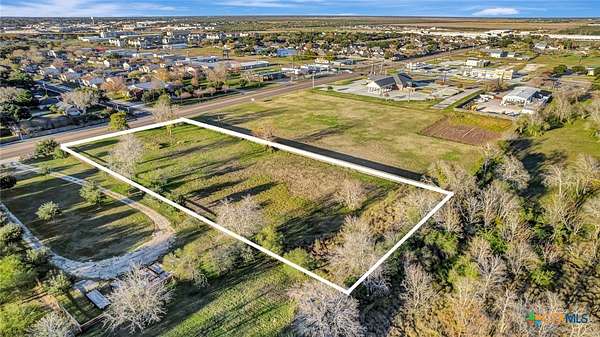2 Acres of Commercial Land for Sale in Victoria, Texas