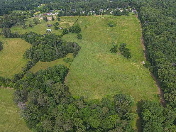 29.7 Acres of Land for Sale in Ringgold, Georgia