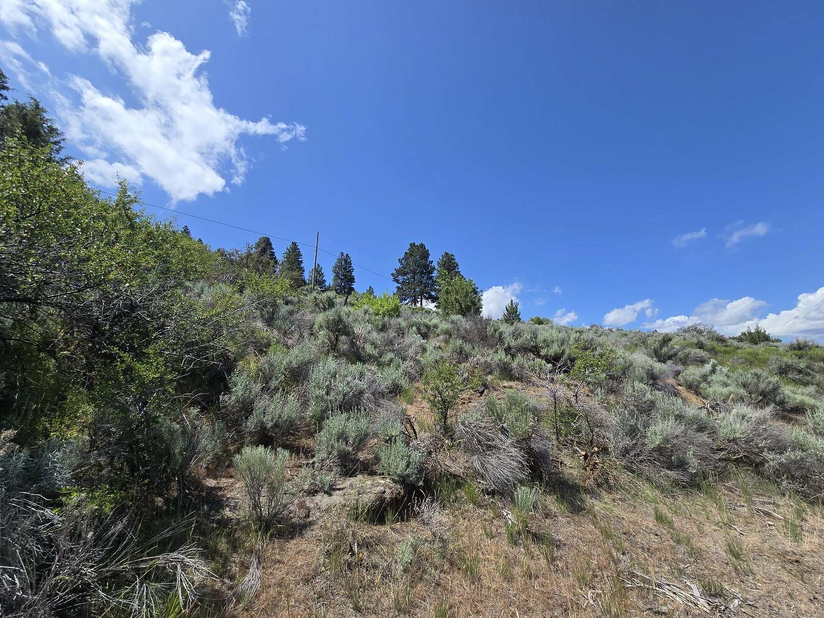 5.53 Acres of Residential Land for Sale in Klamath Falls, Oregon