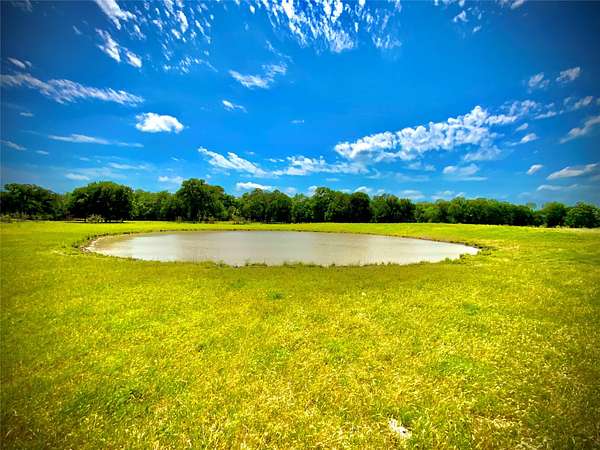 11.3 Acres of Land for Sale in Marlin, Texas