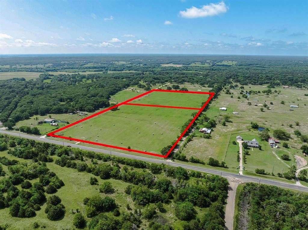 24.3 Acres of Agricultural Land for Sale in Terrell, Texas