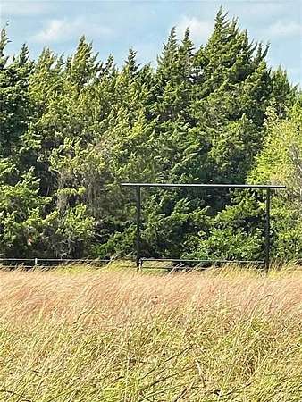 28.5 Acres of Agricultural Land for Sale in Forestburg, Texas