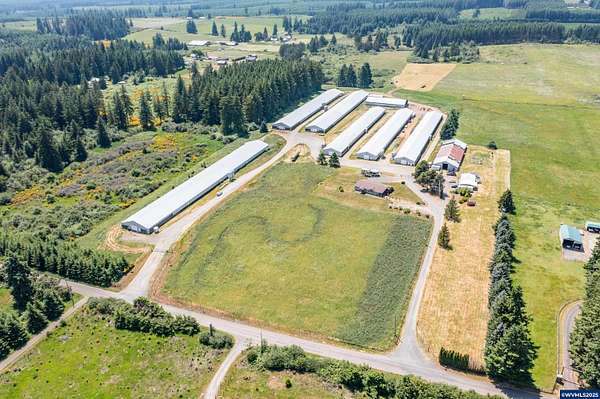 21 Acres of Land for Sale in Beavercreek, Oregon