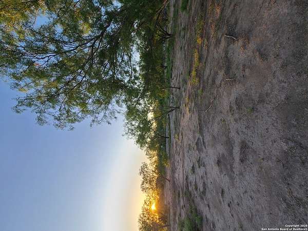 5.15 Acres of Land for Sale in La Pryor, Texas