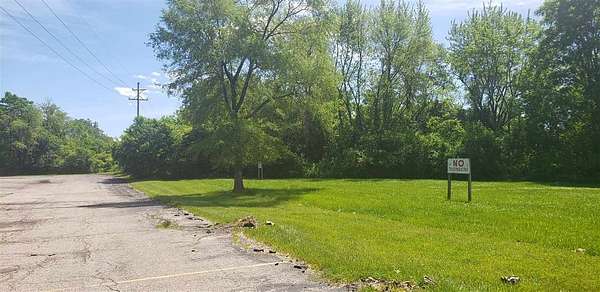 2.57 Acres of Commercial Land for Sale in Flint, Michigan