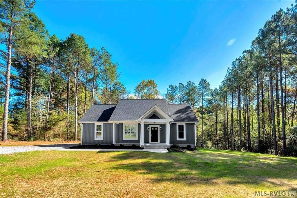 2 Acres of Residential Land with Home for Sale in Brodnax, Virginia