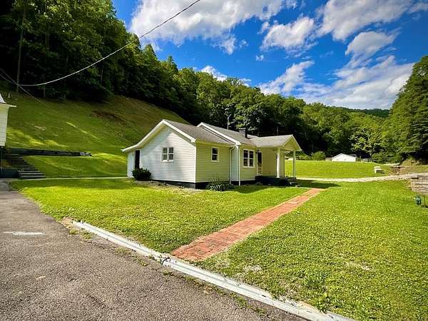 1.5 Acres of Residential Land with Home for Sale in Pikeville, Kentucky