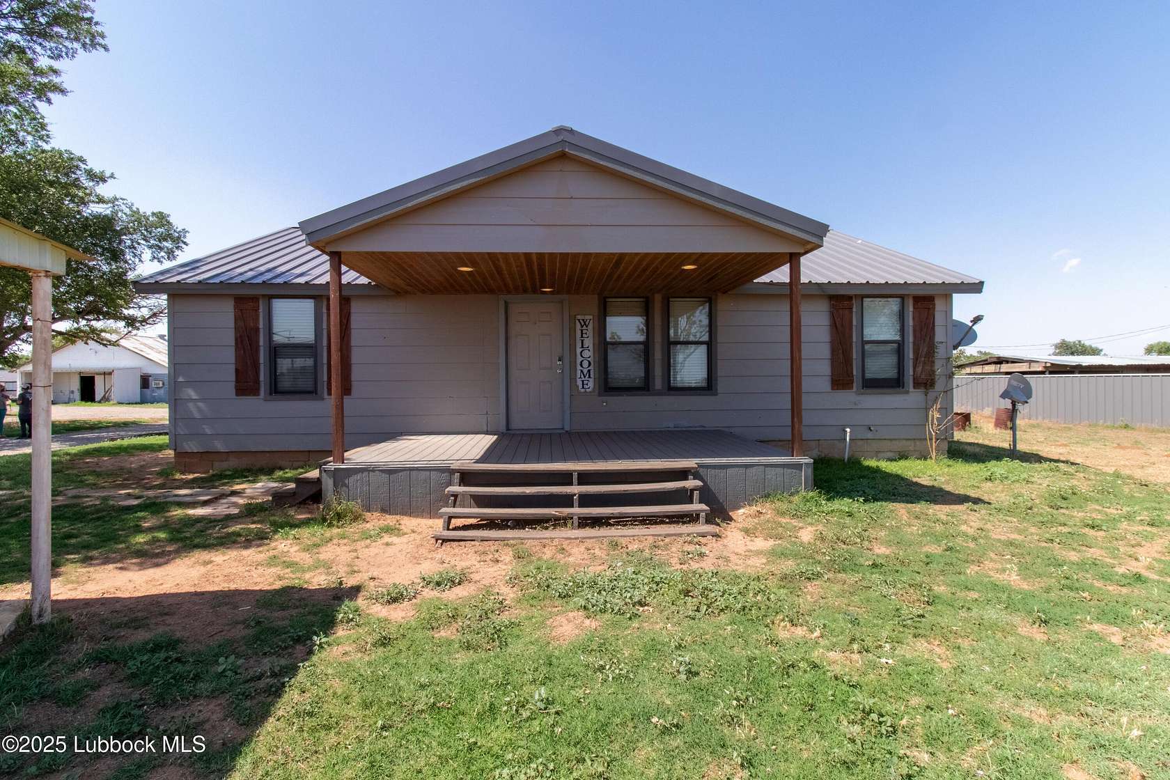 2.5 Acres of Residential Land with Home for Sale in Lubbock, Texas