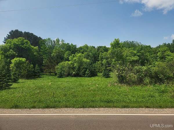 1.19 Acres of Residential Land for Sale in Iron River, Michigan