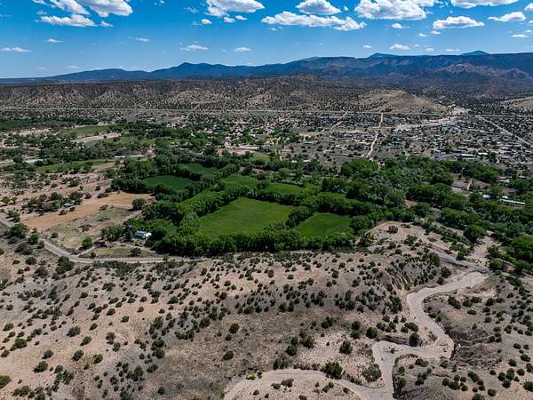 25 Acres of Land with Home for Sale in Medanales, New Mexico