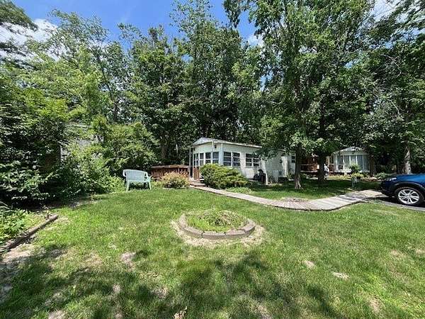 0.14 Acres of Residential Land with Home for Sale in Seneca, Illinois