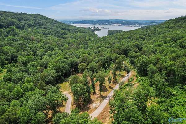 1.74 Acres of Residential Land for Sale in Guntersville, Alabama