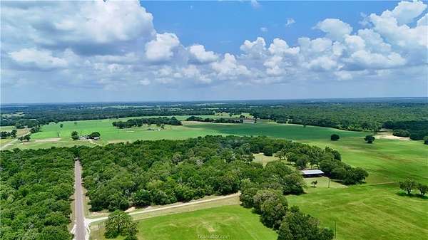 21 Acres of Recreational Land with Home for Sale in Bremond, Texas