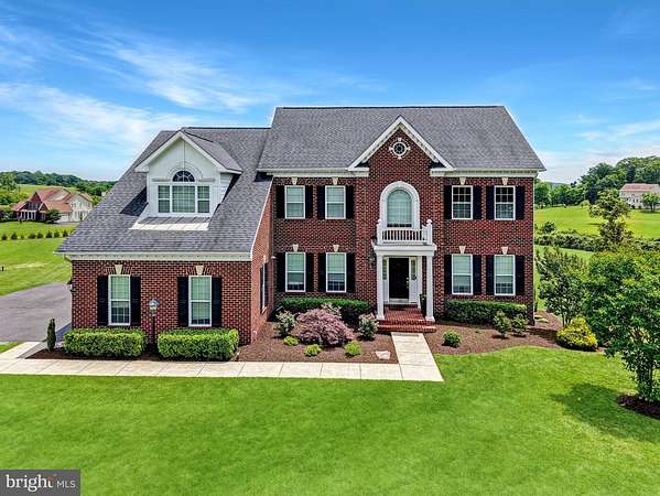 3.5 Acres of Residential Land with Home for Sale in Leesburg, Virginia