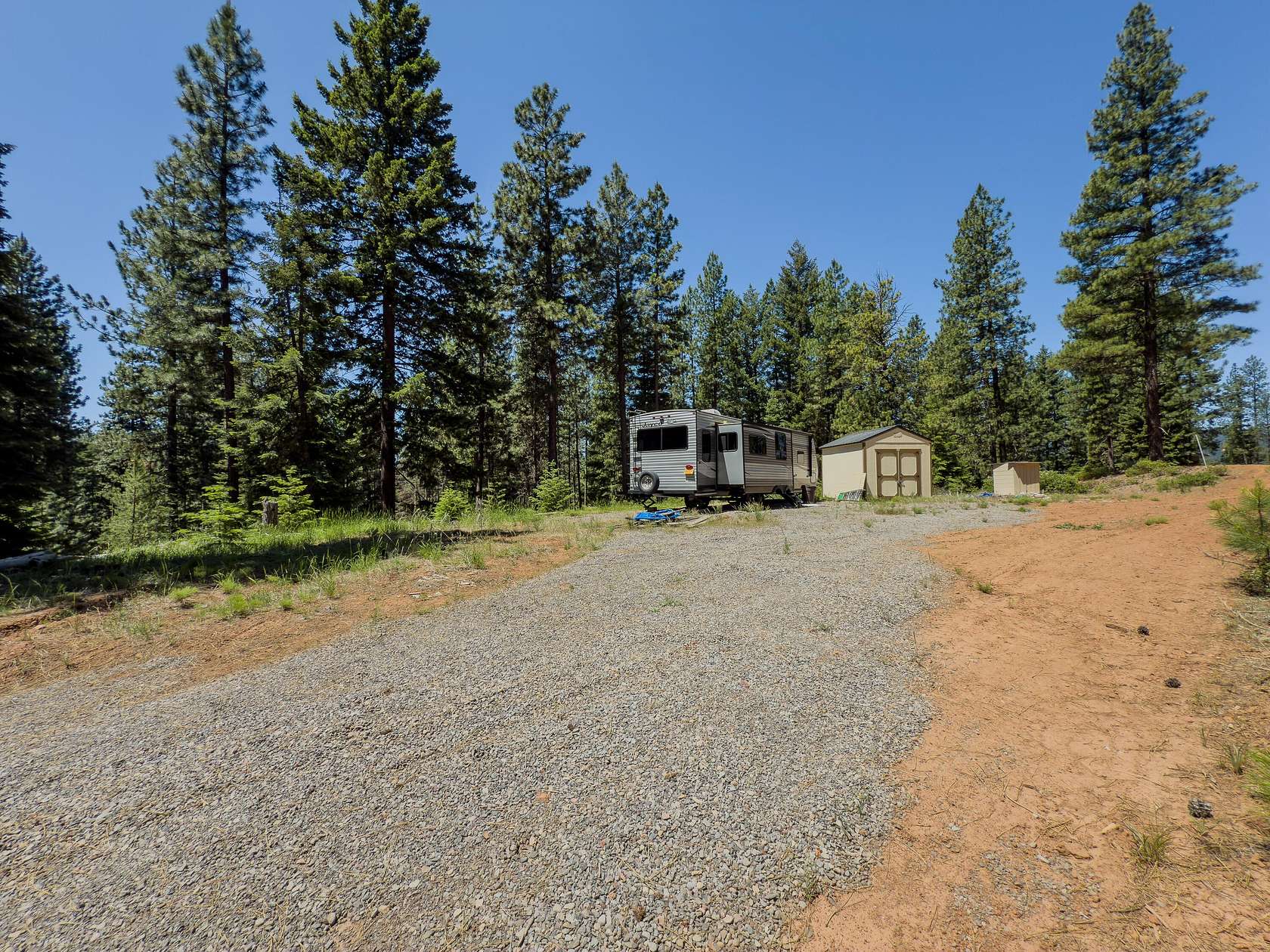 1.84 Acres of Residential Land for Sale in Klamath Falls, Oregon