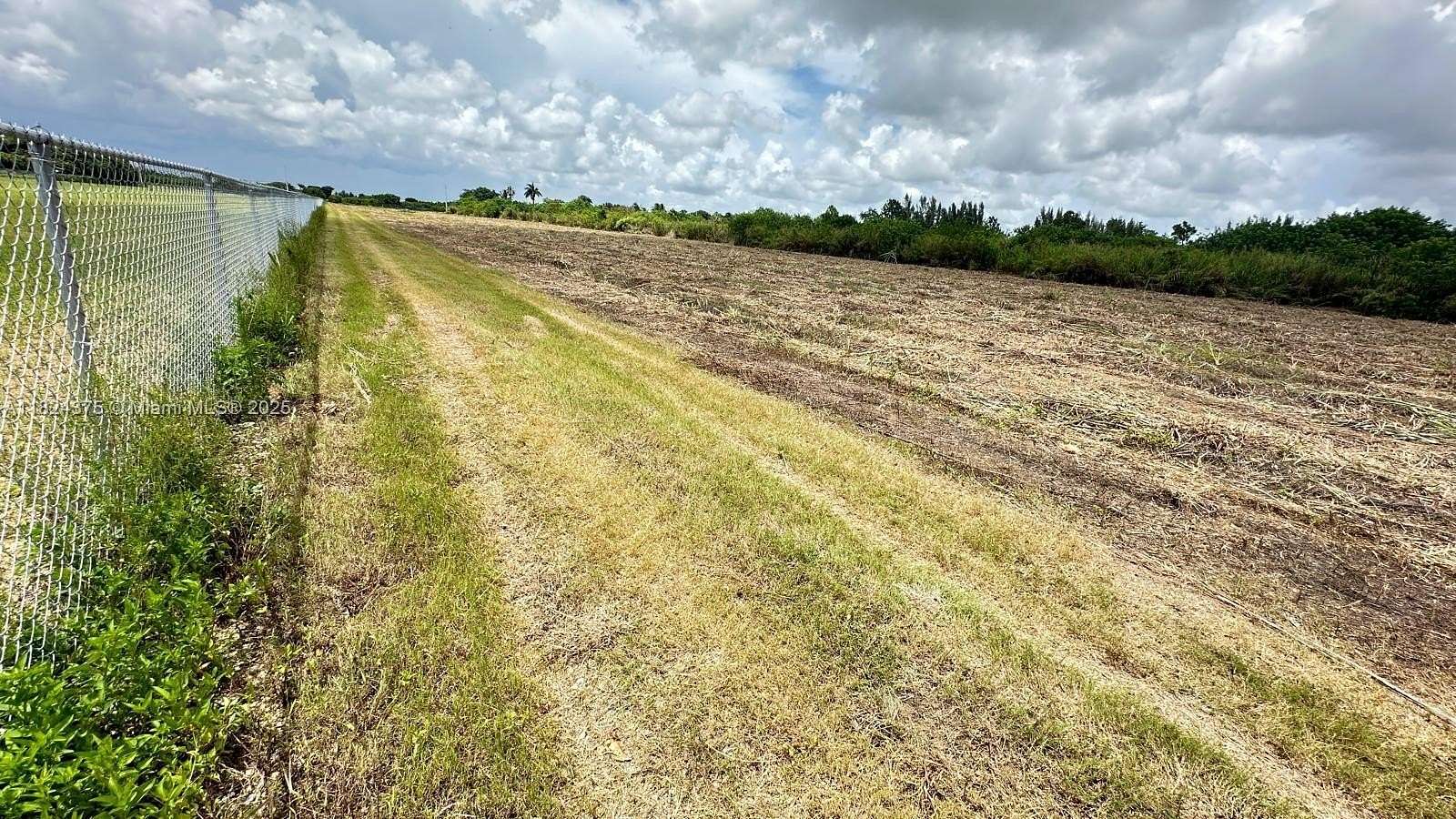 5.2 Acres of Residential Land for Sale in Miami, Florida