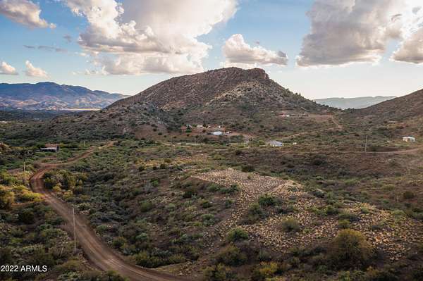 9.62 Acres of Land for Sale in Globe, Arizona