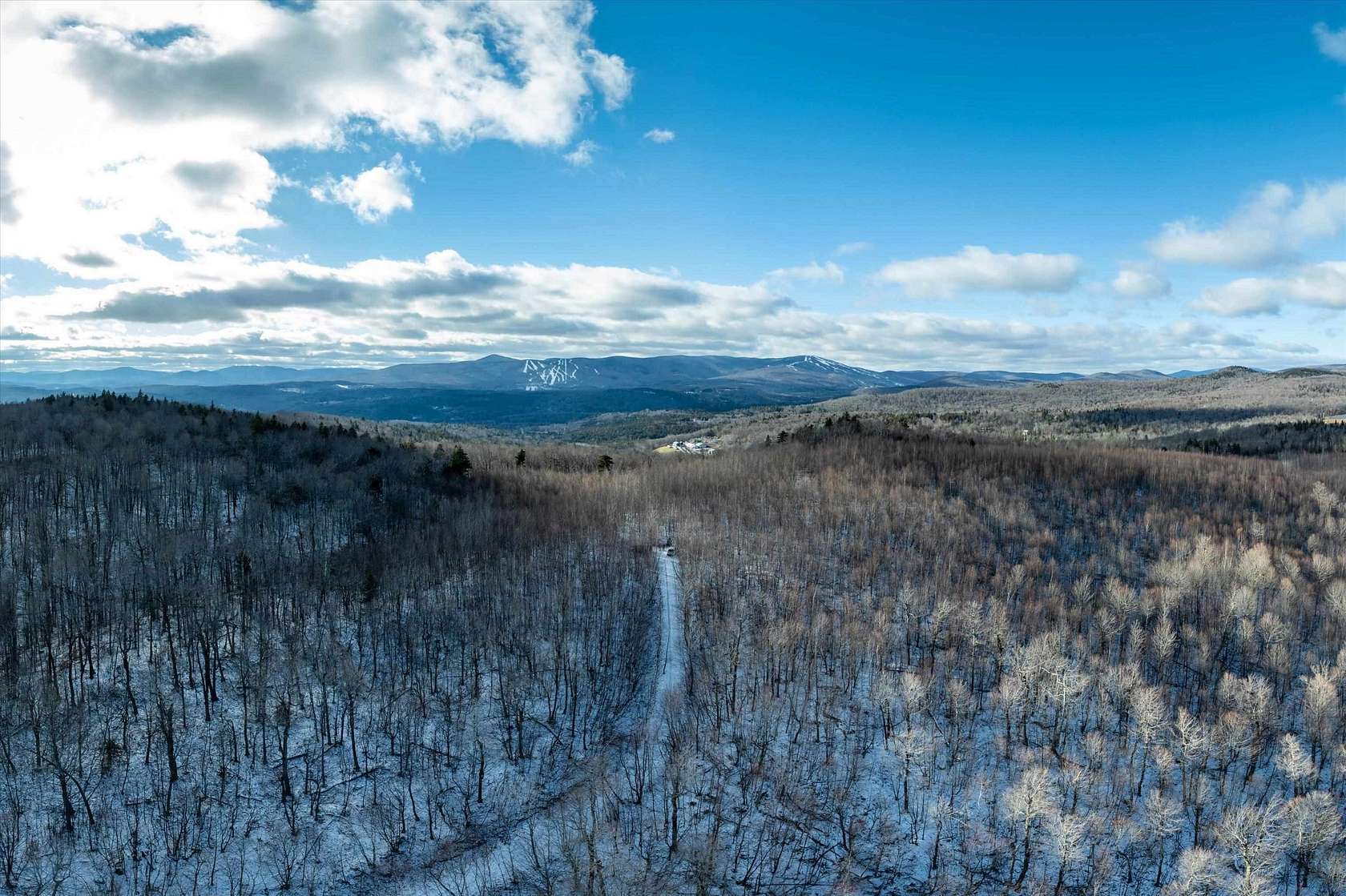 9.45 Acres of Residential Land for Sale in Dover, Vermont