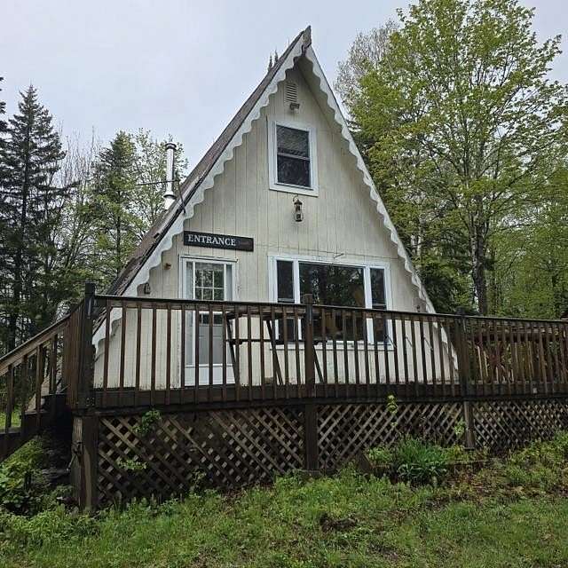 10.5 Acres of Land with Home for Sale in Newark Town, Vermont
