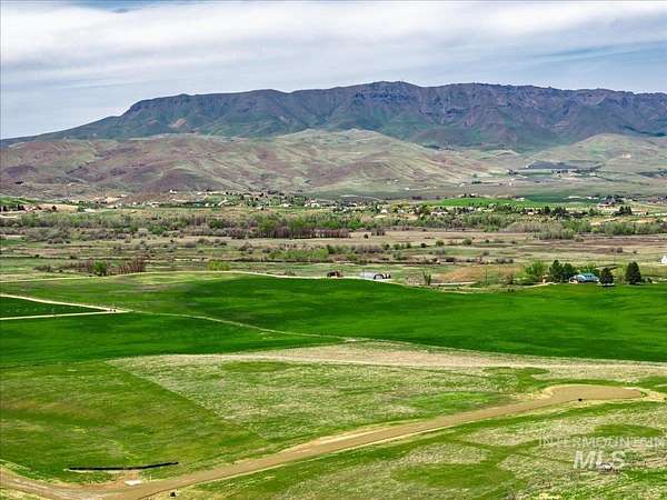 5 Acres of Residential Land for Sale in Emmett, Idaho