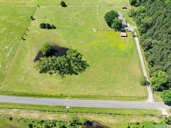 5 Acres of Land with Home for Sale in Greenbrier, Arkansas