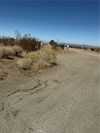 1.25 Acres of Residential Land for Sale in Piñon Hills, California
