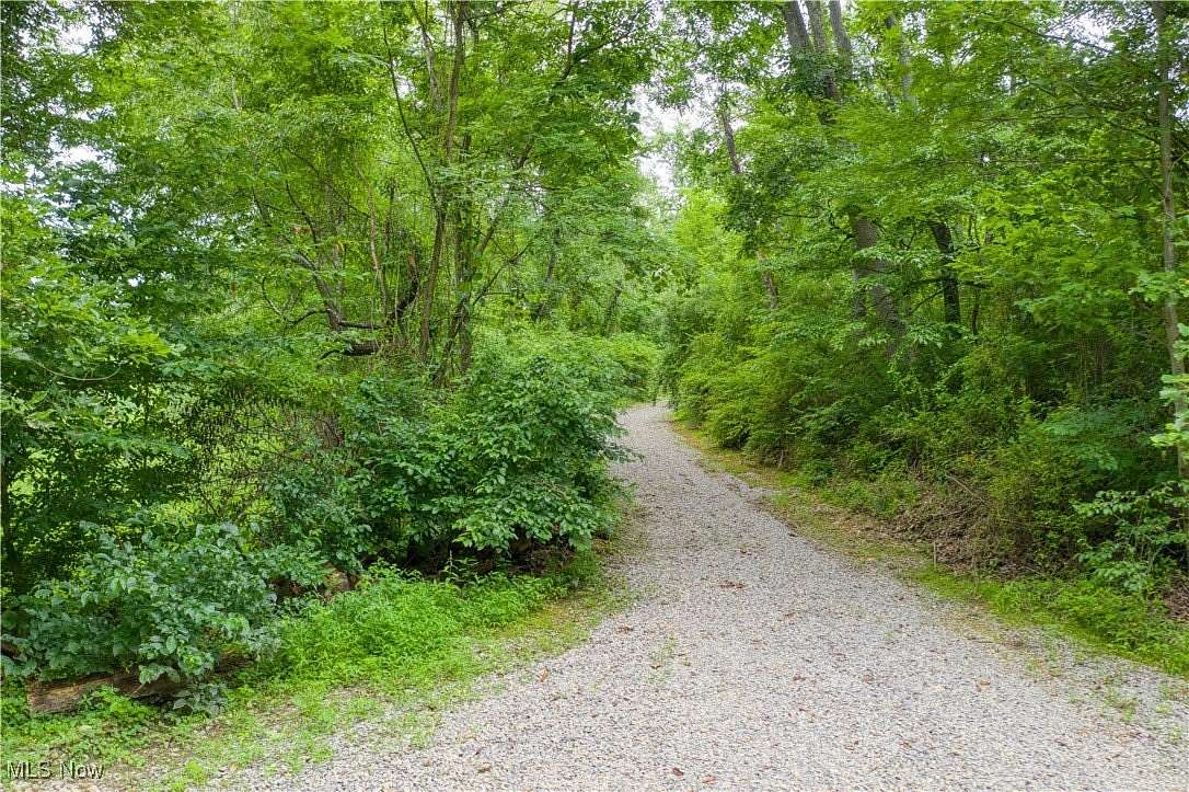 11.1 Acres of Land for Sale in Philo, Ohio