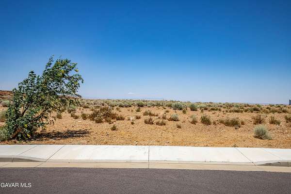 1.65 Acres of Residential Land for Sale in Palmdale, California