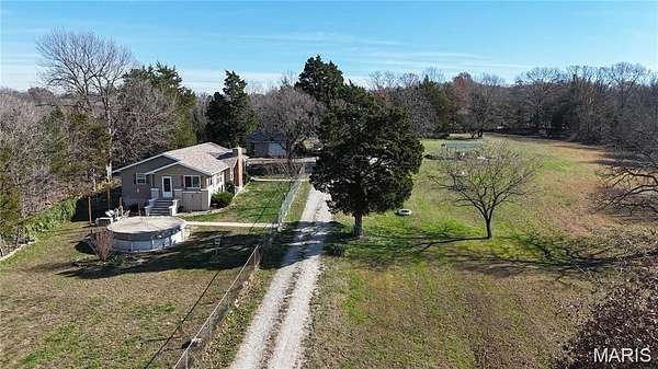 18 Acres of Land with Home for Sale in De Soto, Missouri