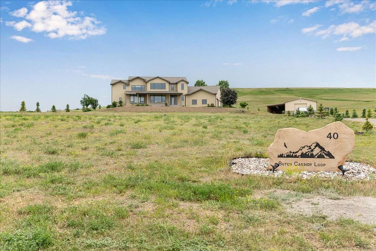 6.19 Acres of Residential Land with Home for Sale in Great Falls, Montana
