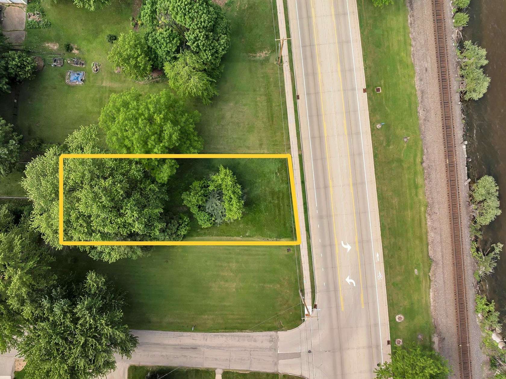 0.25 Acres of Residential Land for Sale in Oshkosh, Wisconsin