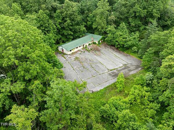 6.6 Acres of Residential Land for Sale in Pennington Gap, Virginia