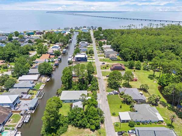0.13 Acres of Residential Land for Sale in Gulf Breeze, Florida