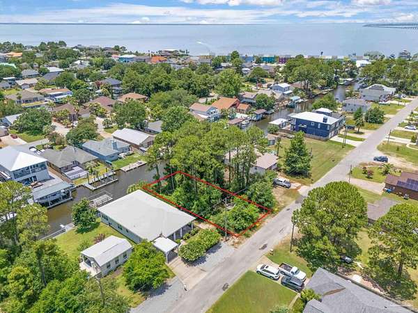 0.13 Acres of Residential Land for Sale in Gulf Breeze, Florida