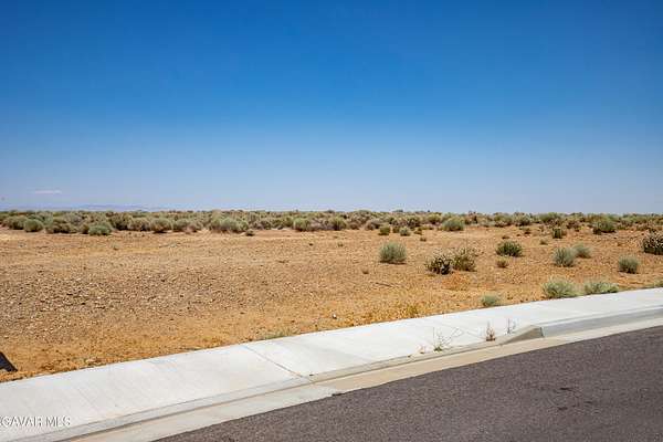 1.22 Acres of Residential Land for Sale in Palmdale, California