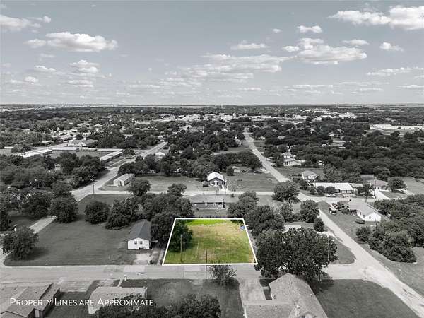0.26 Acres of Residential Land for Sale in McGregor, Texas