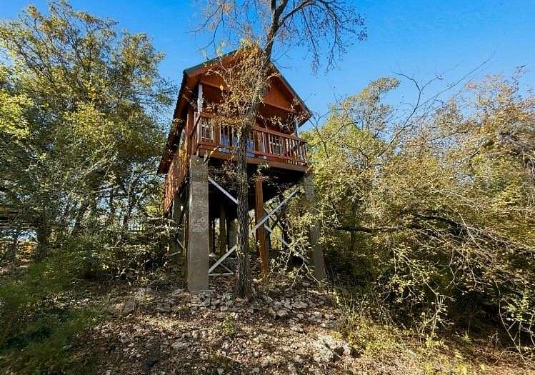 1 Acre of Improved Residential Land for Lease in Granbury, Texas