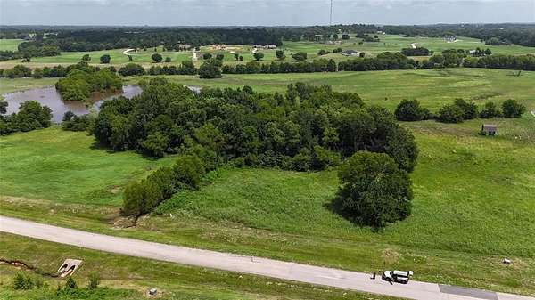 6.29 Acres of Residential Land for Sale in Athens, Texas