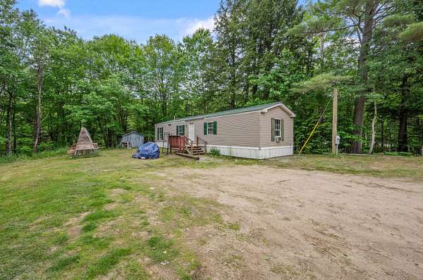 4.7 Acres of Residential Land with Home for Sale in Paris, Maine