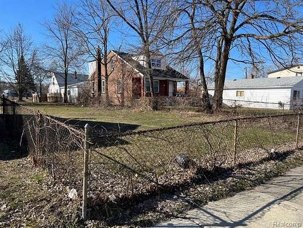 0.1 Acres of Residential Land for Sale in Warren, Michigan