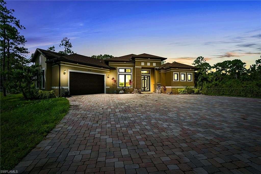 2.5 Acres of Residential Land with Home for Sale in Naples, Florida