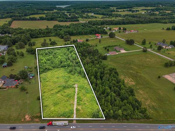4.5 Acres of Commercial Land for Sale in Athens, Alabama